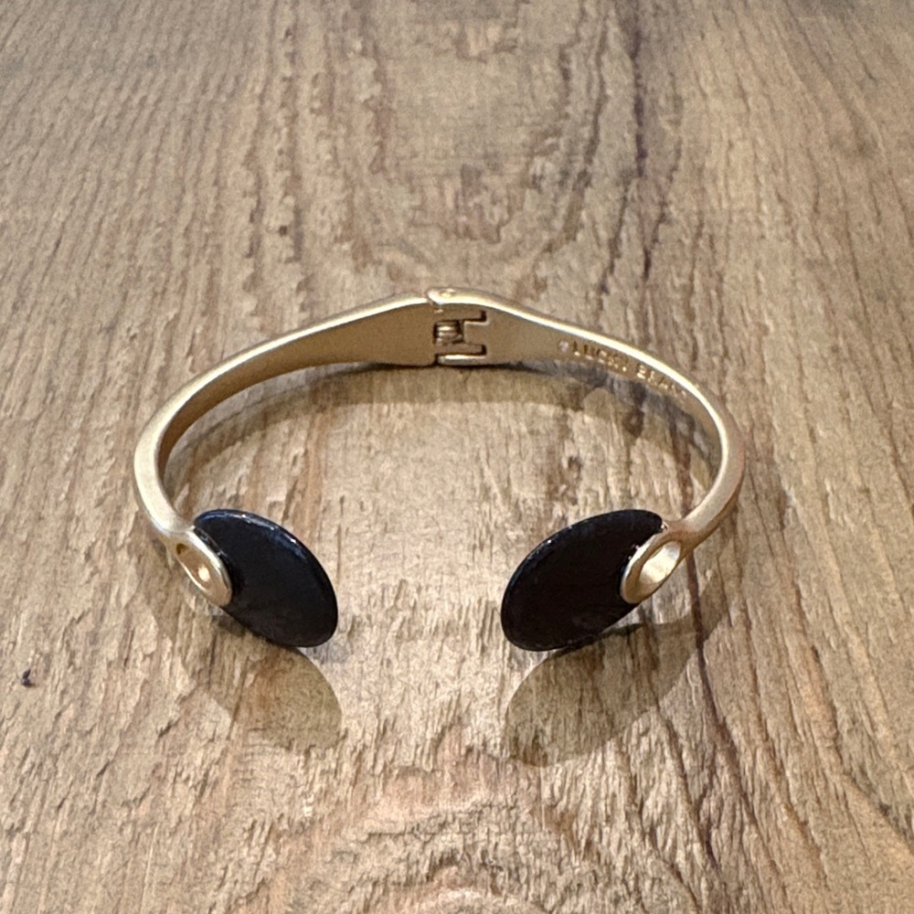 NWT Lucky Black & Gold Bracelet